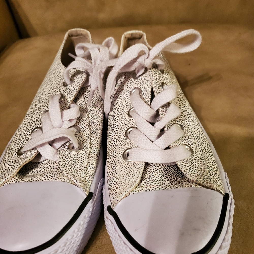 Airwalk sneakers